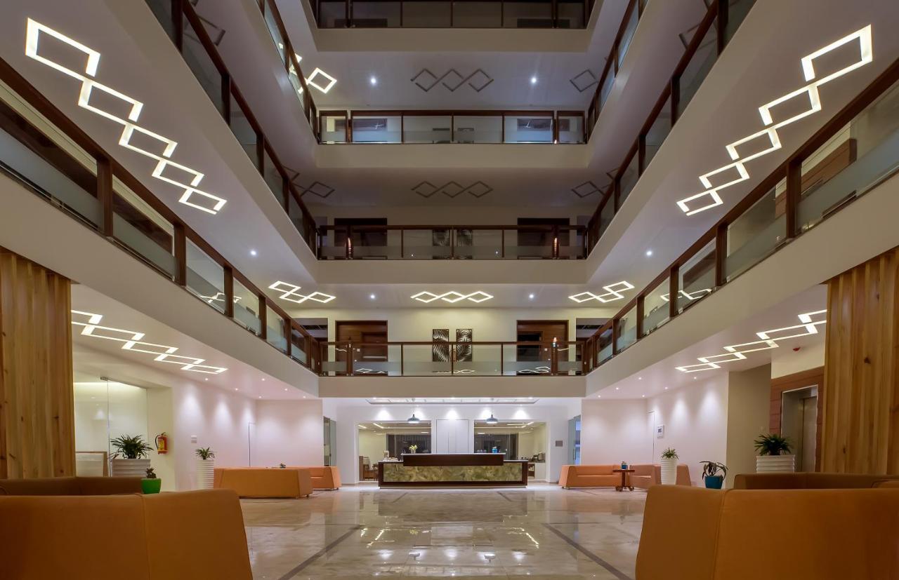 Hotel The Fern Residency Vijayapura à Bijāpur Extérieur photo